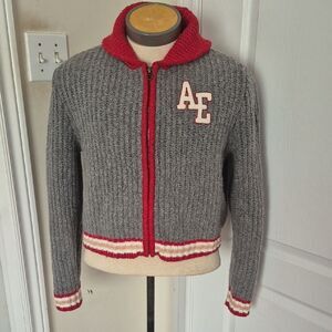 American Eagle Outfitters Red and Gray Knit Sweater